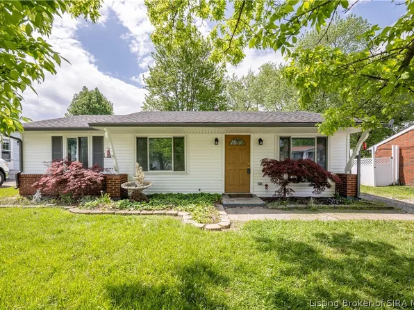 1705 Beaumont Drive, Clarksville, IN 47129