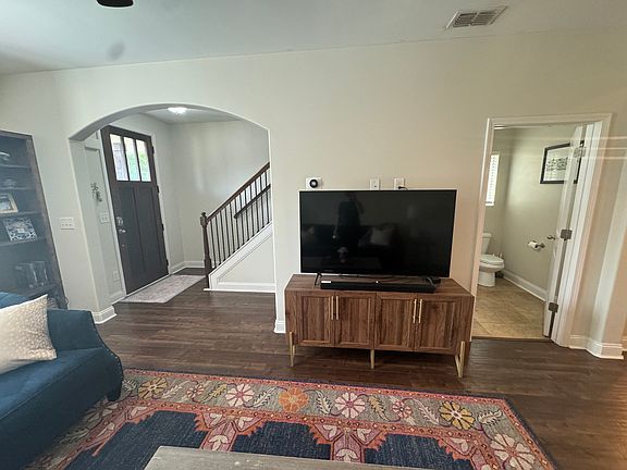 3rd image of 522 Harpeth Park Dr