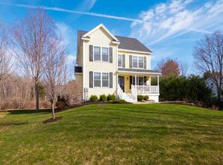 12 Lucy Ln, Dover, NH 03820