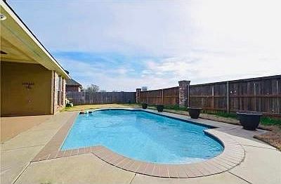 3rd image of 410 Tupelo Dr