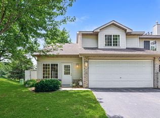 2795 Ranchview Ln N Unit 12, Plymouth, MN 55447