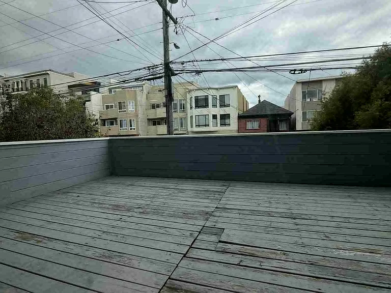 322 18th Ave — Photo 10