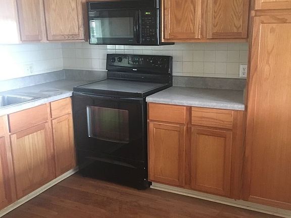 2nd image of 4428 Old Road 37