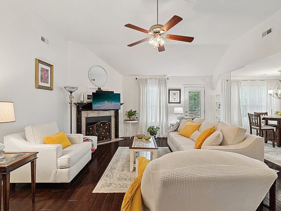 5th image of 1296 Eagles View Dr