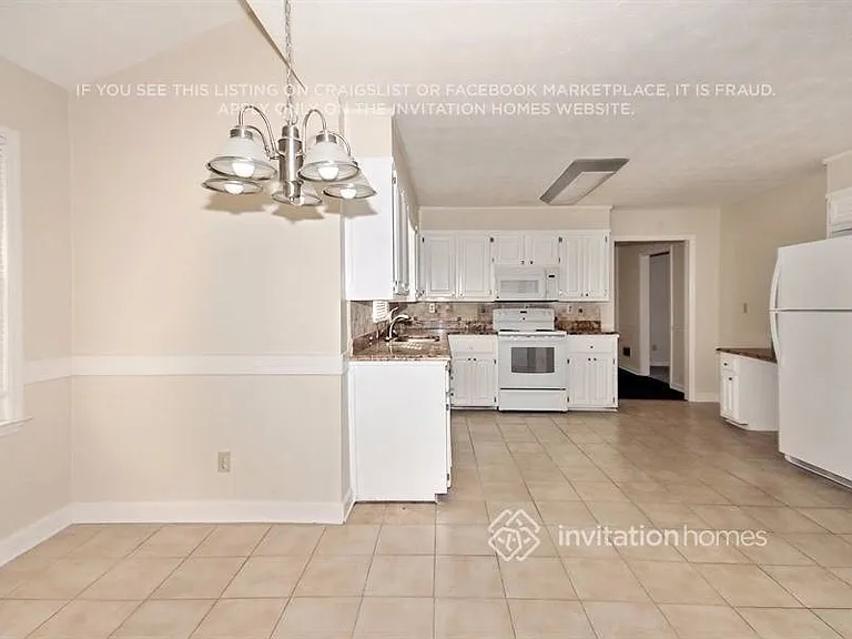 1480 Meadow Oak Dr — Photo 8