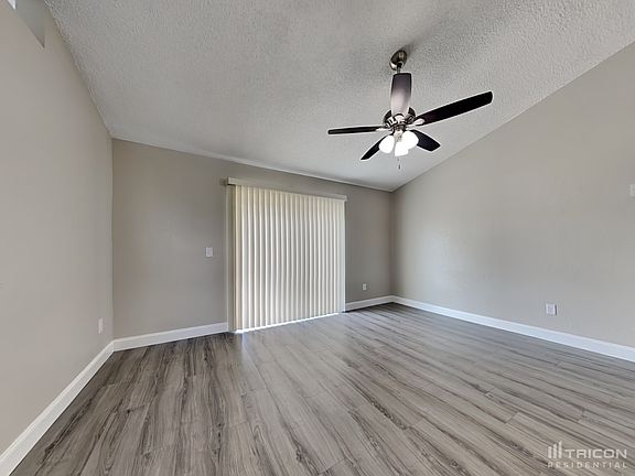 3rd image of 1355 Walton Ave