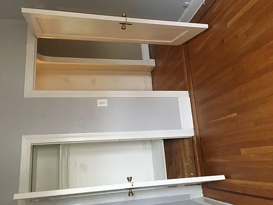 Rented by SRG Real Estate Inc.  | media 7