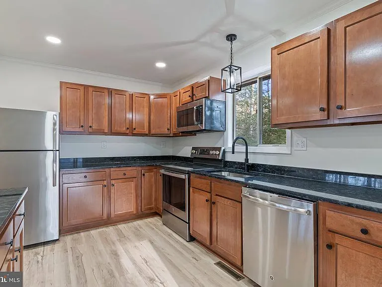 12403 Ridge Rd — Photo 12
