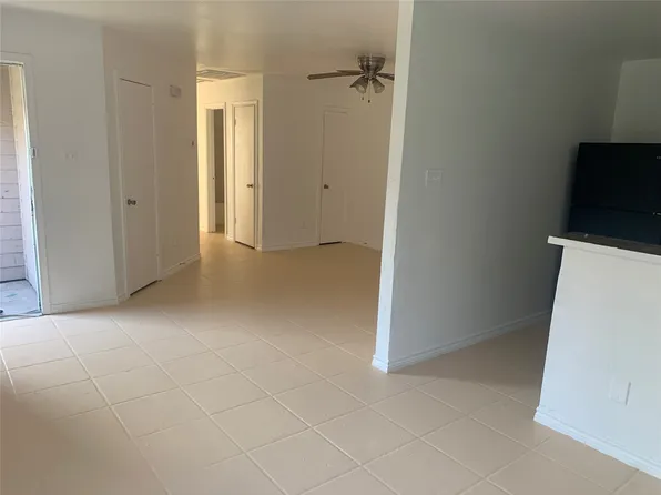 3824 Waldorf St, Fort Worth, TX 76119
