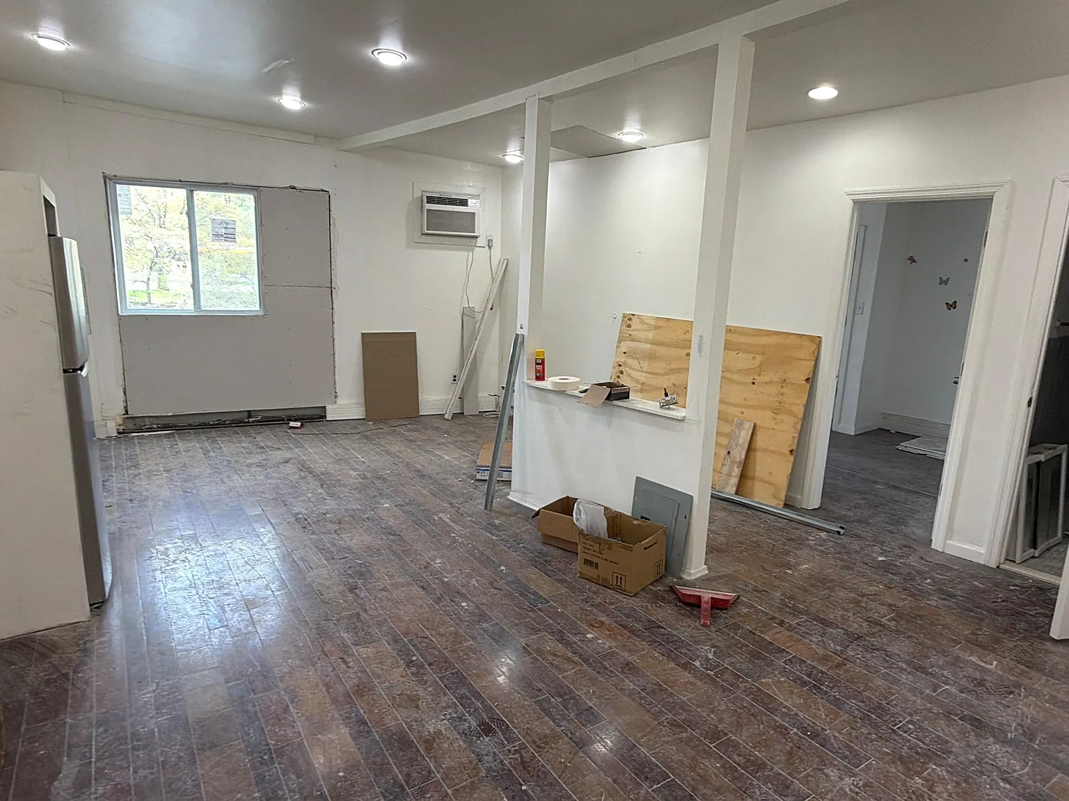 2 bed, $2,400 — Photo 2