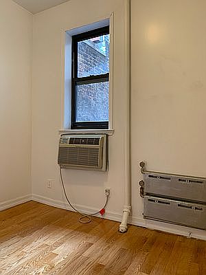 5th image of 174 Canal St #10