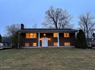 110 Claar Dr, Duncansville, PA
