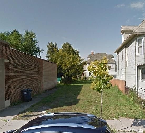 1st image of 1711 S Park Ave
