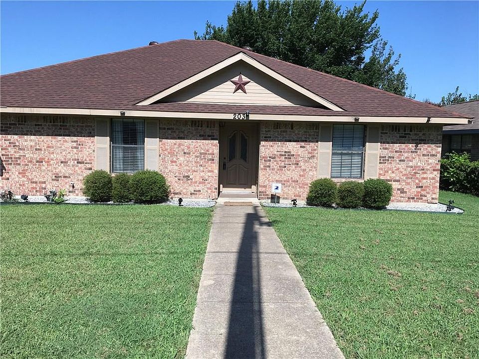 1st image of 203 Cotton Belt Ave
