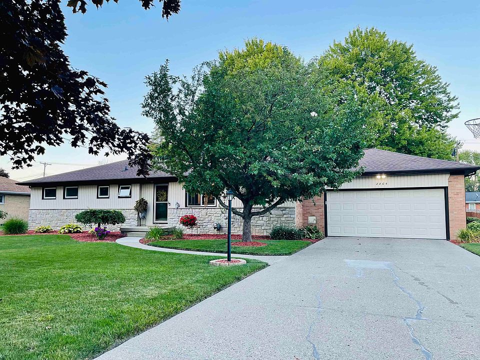1st image of 2804 Reppuhn Dr