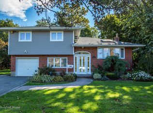 684 Carlisle Rd, Jericho, NY 11753