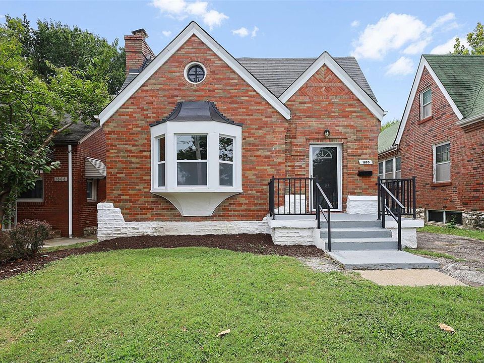 1st image of 1670 McLaran Ave