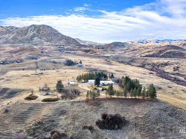 36 Harleywood, Horseshoe Bend, ID 83629