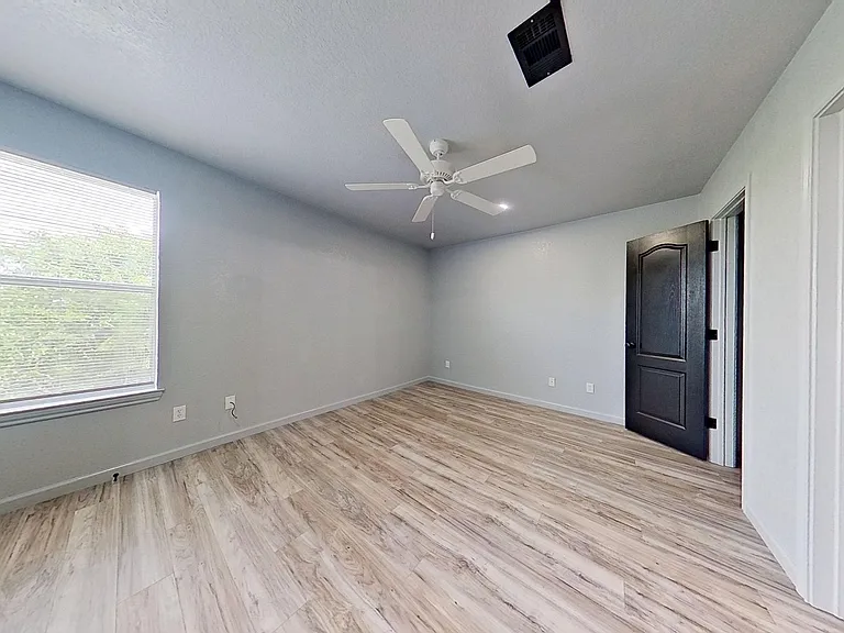 2315 Terrace Dr #D — Photo 14