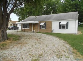 1912 Lagundovie Rd, Oregon, OH 43616