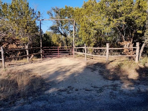 520 County Road 2357, Meridian, TX 76665