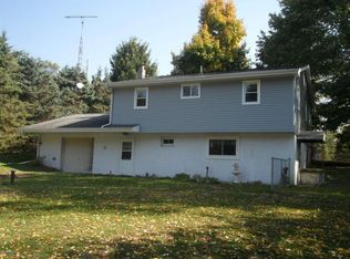 11349 Milnes Rd, Jonesville, MI 49250