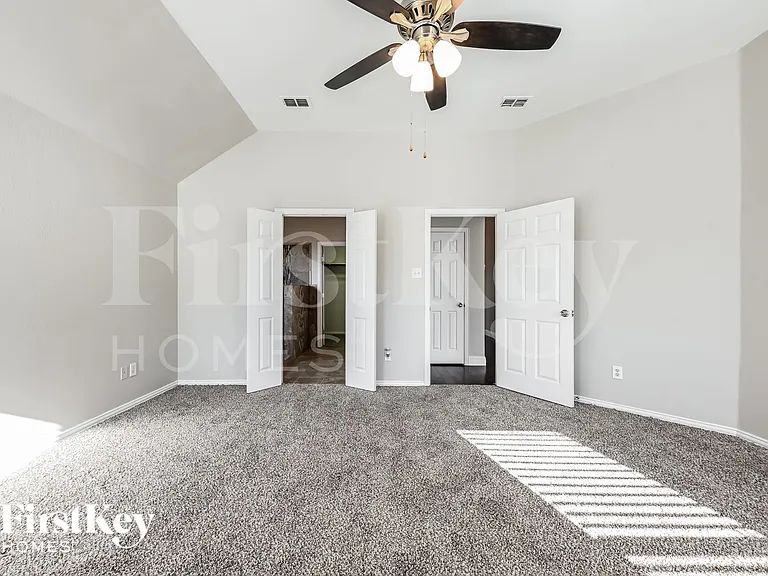 502 Dover Park Trl — Photo 8