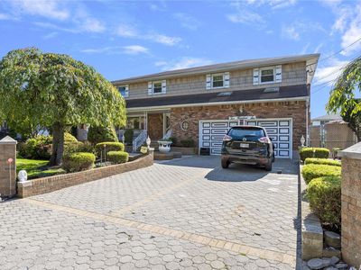 206 N Poplar Street, Massapequa, NY, 11758