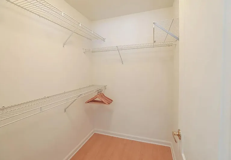 20 Willow Rd #14 — Photo 8