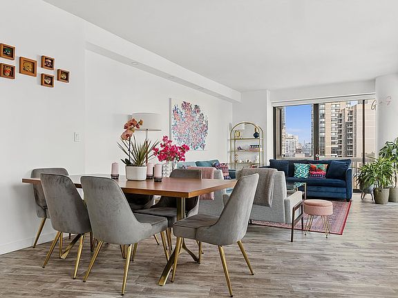 3rd image of 167 E 61st St APT 25E