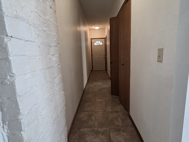 617 Rose St — Photo 4