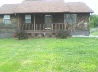 512 Brown School Rd, Maryville, TN 37804