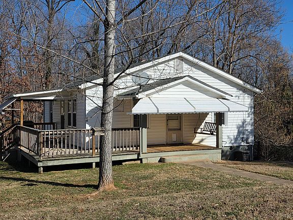 3rd image of 3300 Powhatan St
