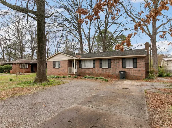 9805 Maple Ln, Birmingham, AL 35215