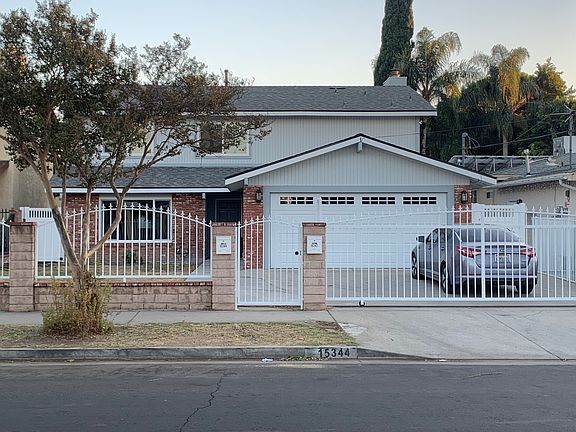 2nd image of 15344 Leadwell St
