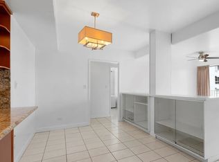 1425 Punahou St, Honolulu, HI 96822