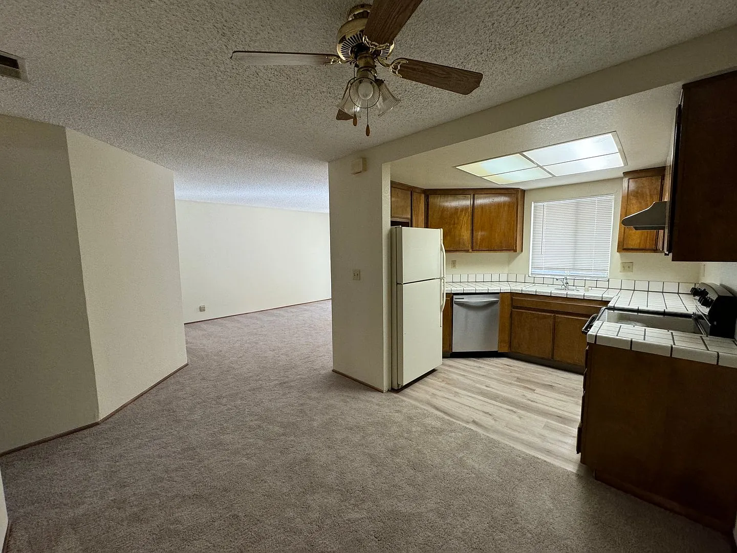 46626 Winema Cmn photo 1
