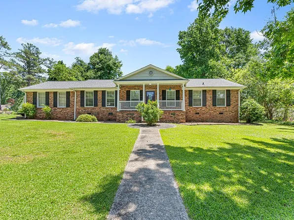 115 Portsmouth Rd, Greenwood, SC 29649