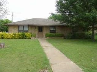 306 N Lyndalyn Ave, Desoto, TX 75115