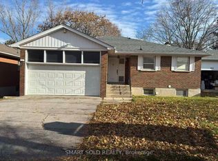 81 Maxome Ave, Toronto, ON M2M3K2