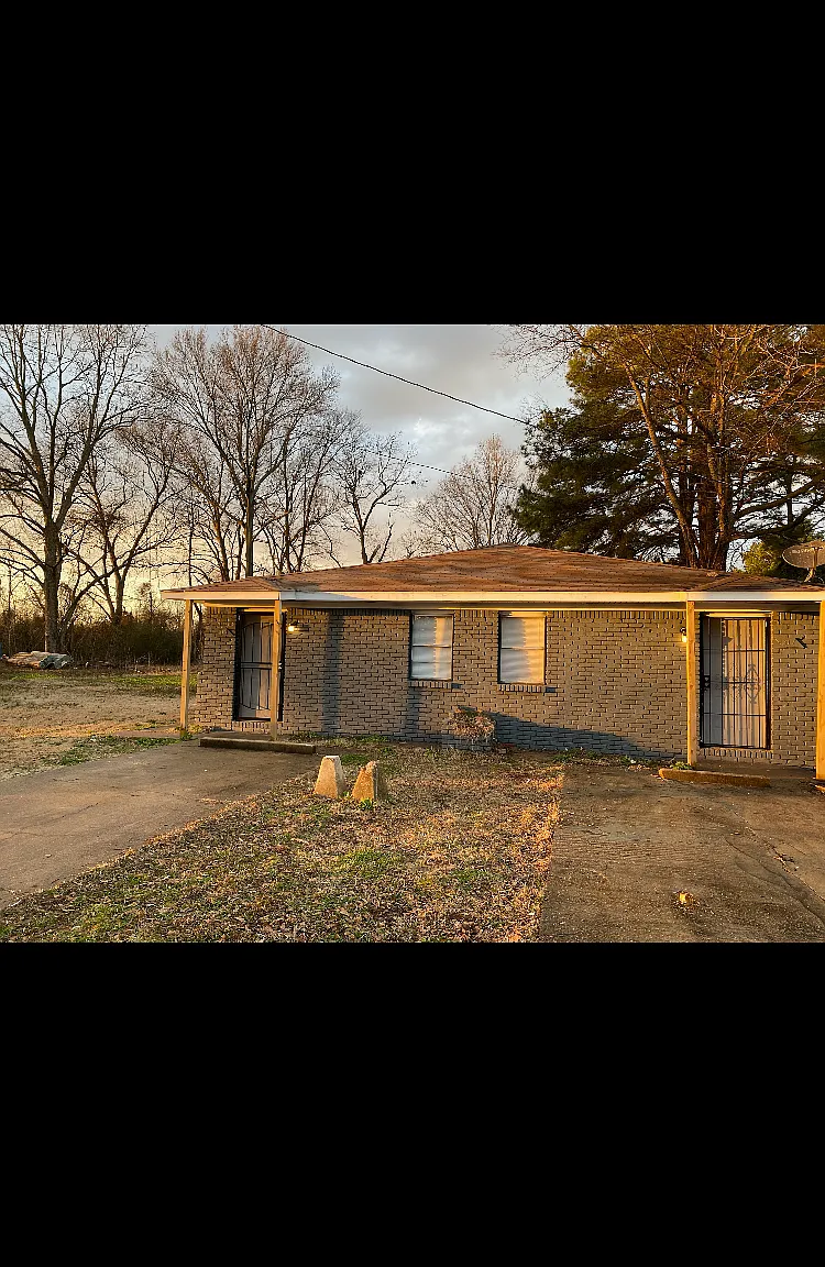 2 bed, 750 sqft, $650 — Photo 1