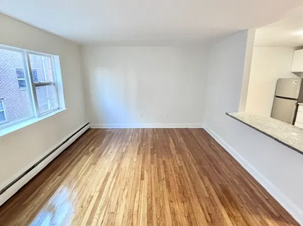 158 High St APT B8, Orange, NJ 07050