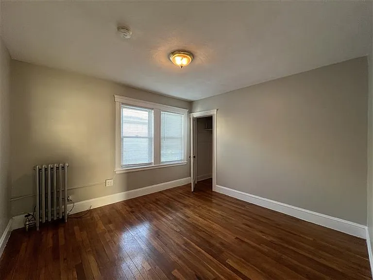 274 Chelsea St #1 — Photo 6