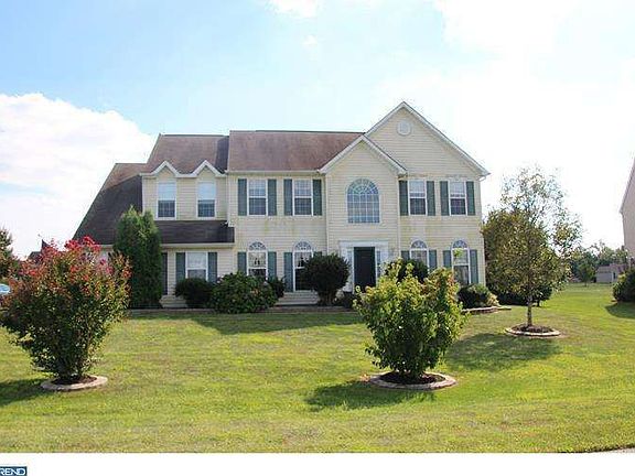 2nd image of 18 Chancellorsville Cir