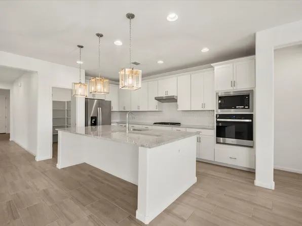 1489 E Cattle Graze Loop, Sahuarita, AZ 85629