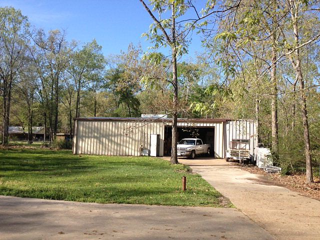 2nd image of 6001 Glengary Rd