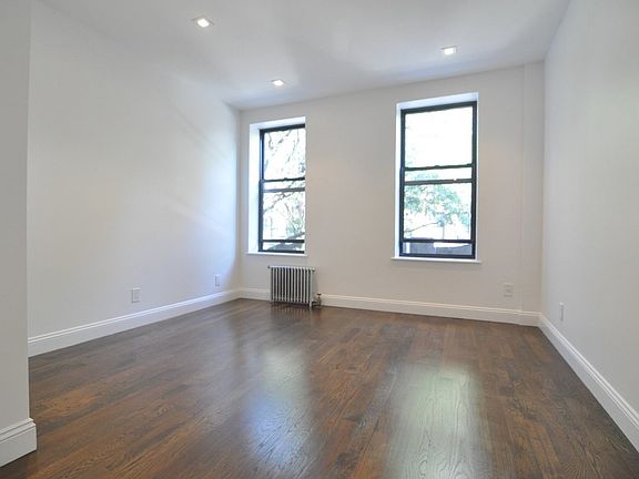 5th image of 83 Woodruff Ave APT 2A