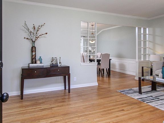 2nd image of 1224 E Glenoaks Blvd APT 9