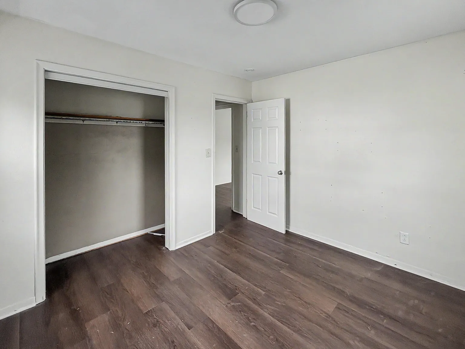 1BR condo - convenient location! — Photo 2