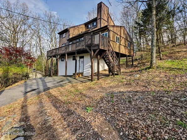 240 Powderhorn Rd, Henryville, PA 18332